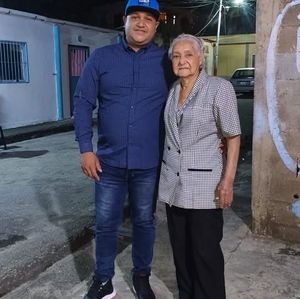 Meet your Posher, Jose abigahil